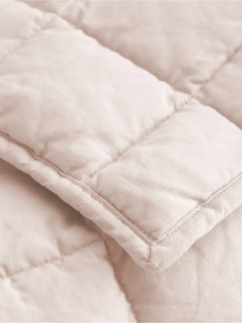 Quince European Linen Toddler Quilt pink